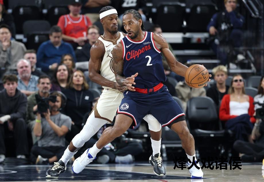 [图]莱昂纳德24+12库里27+6 快船长场险胜英豪